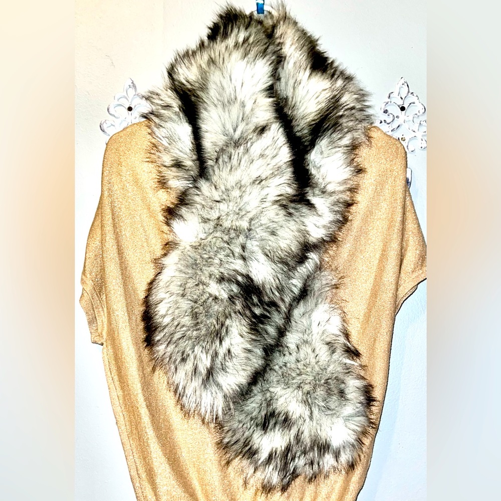 Faux Fox Fur wrap/ scarf